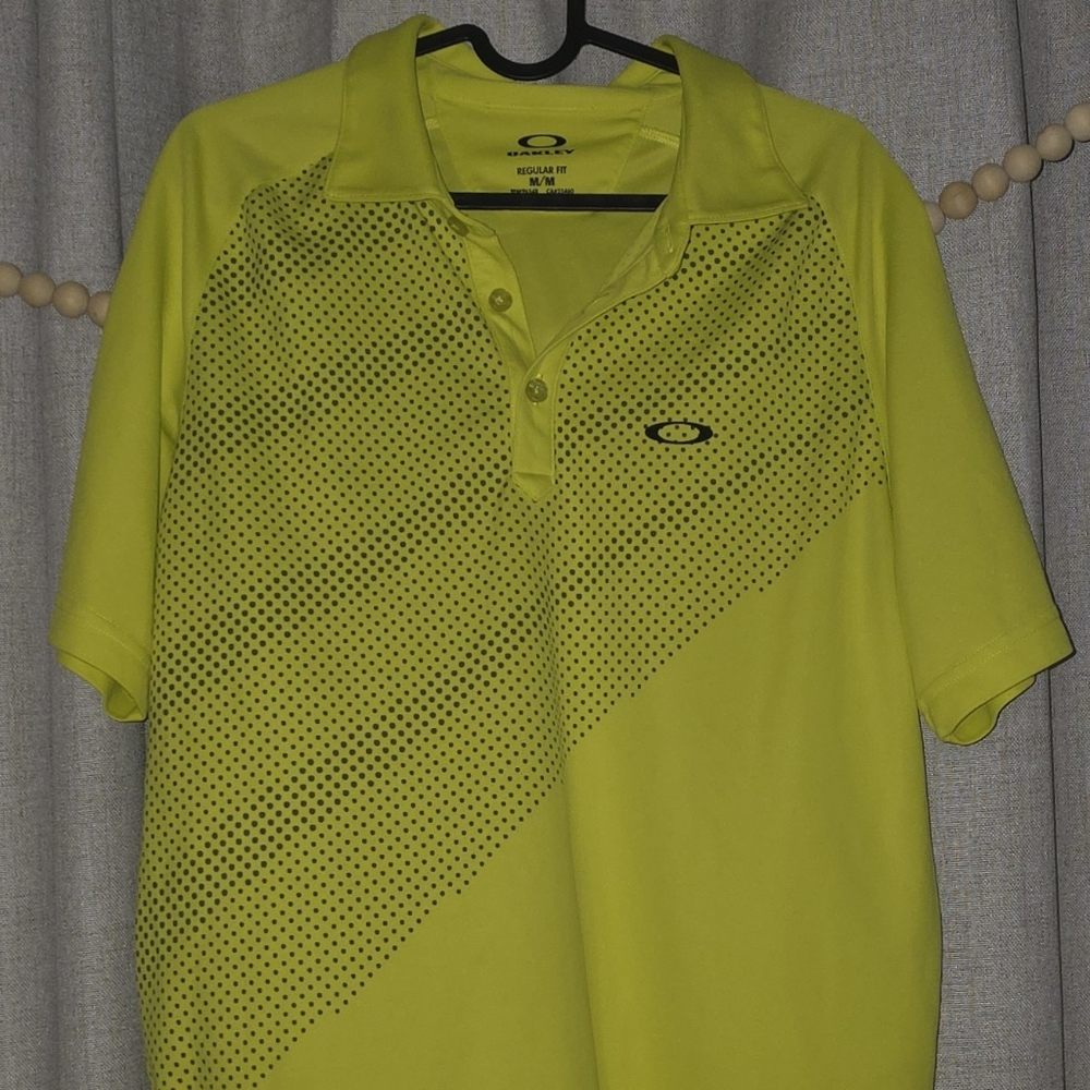 Oakley Medium Neon Yellow Polo Shirt PGA San Antonio